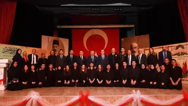 Mehtmet Akif Ersoy Körfez'de Belgeselle Anıldı