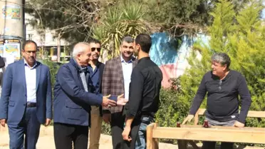 Ak Partili Vekiller Muhtarlarla Bir Araya Geldi
