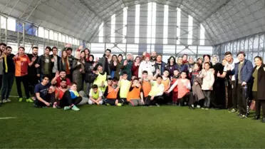 Tuzla'da 'Özel Çocuklarımız' Gönüllerin Şampiyonu