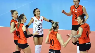 Cev Kadınlar Kupası: Eczacıbaşı Vitra: 3 - Palmberg Schwerin: 0