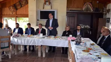 Ak Partili Erdem Didim Ziyaretlerini Muhtarlarla Başladı