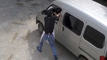 Köpeğini Hırsızların Elinden Kurtarmak İsterken Hayatını Kaybetti