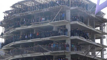 Taraftar, Hopaspor Maçını Çatılardan İzledi
