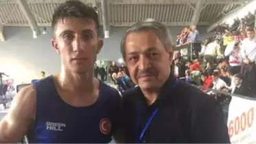 Avrupa Boks Şampiyonasında Türk Sporcu Hakem Kararıyla Yenilince Olay Çıktı