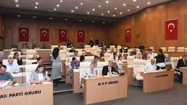 Çukurova Belediye Meclisi'nde Encümen ve Komisyon Üyeleri Seçildi