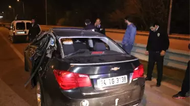 Kaza Sonrası Duran Tıra Otomobil Çarptı: 1 Ölü, 2 Yaralı