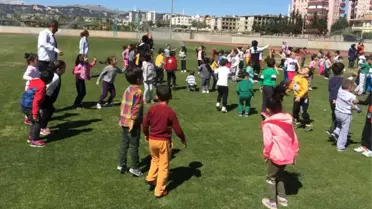 Minik Öğrenciler ve Velileri Spor Yaptı
