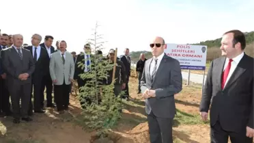 Polis Şehitleri Hatıra Ormanı'na Bin Fidan Dikildi
