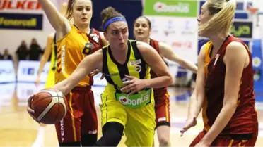 Kadın Basketbolda Fenerbahçe, Galatasaray'ı 75-68'le Geçti