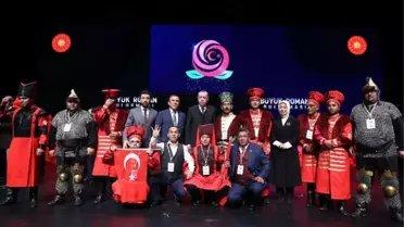 Romanlar Cumhurbaşkanlığı Külliyesi'nde (2)
