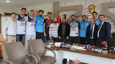 Umurbey Belediyesporyeni Transferlerini Tanıttı