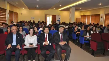 Tarsus'ta Öğrencilere İstihdam Paneli