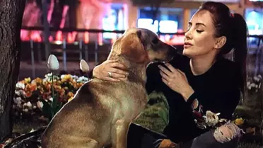 'Elim Sende' Filminin Afişi Görücüye Çıktı