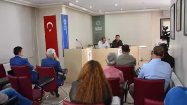 Şair Atlansoy '40'lar Meclisi'Nde