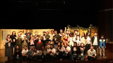 Efeler Belediye Tiyatrosu, Uluslararası Tiyatro Festivali'ne Katıldı