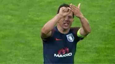 Emre Belözoğlu: Galatasaray Maçındaki Hareketi Gazetecilere Yaptım