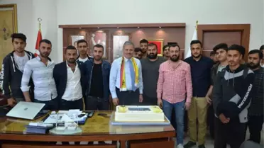 Taraftarlardan Başkan Çakır'a Sürpriz Doğum Günü Kutlaması