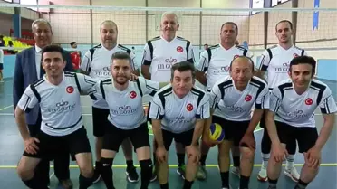 Foça'da Kurumlararası Voleybol Turnuvası