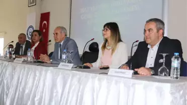 Kuşadası'nda Turizm Değerlendirme Sempozyumu Yapıldı