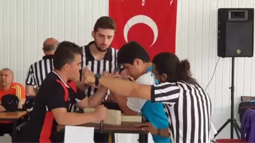 İmam Adayları Bilek Güreşi Turnuvasına Damga Vurdu