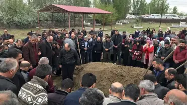 Tüp Patlamasında Hayatını Kaybedenler Defnedildi