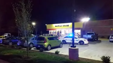 ABD'de Çıplak Saldırgan Waffle Dükkanını Bastı: 3 Ölü, 4 Yaralı