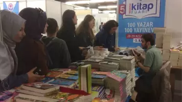 Kitap Fuarında Yazarlar ile Okuyucular Bir Araya Geliyor