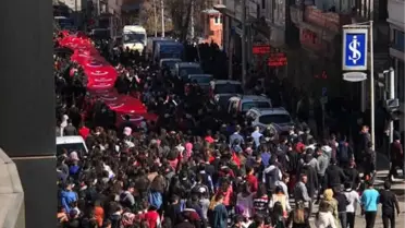 Binlerce Genç 57. Alay Vefa Yürüyüşü'ne Katıldı