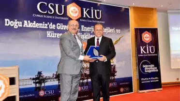 Kıbrıs İlim Üniversitesi'nden 'Doğu Akdeniz'de Güvenlik Enerji Stratejileri ve Küresel Göç...