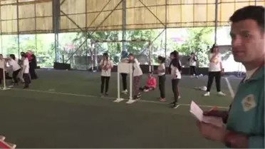 Öğrenciler Tekerlek ve Kasayla Oluşturulan Parkurda Yarıştı