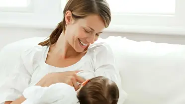 Güçlü Bir Çene Ve Sağlıklı Dişlerin Kaynağı Anne Sütü!