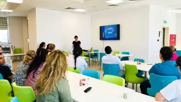 Lapseki Devlet Hastanesinde Hizmet İçi Eğitim Semineri Yapılıyor