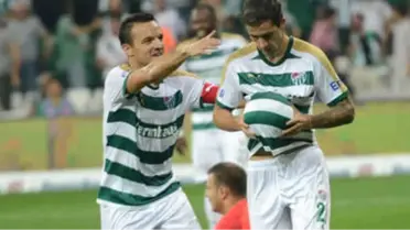 Bursaspor'u Stancu-Batalla İkilisi Sırtlıyor