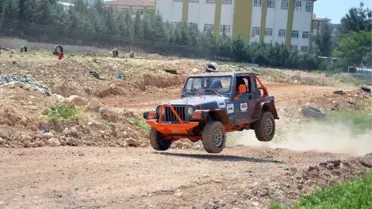 Off-Road Yarışları Nefes Kesti