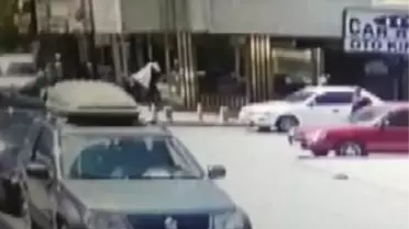 Konya'da Kurye Aracından Para Çalan Soyguncu Kamerada