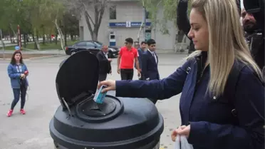 Atatürk Üniversitesinden 5 Ayrı Noktaya Atık İlaç Konteynırı