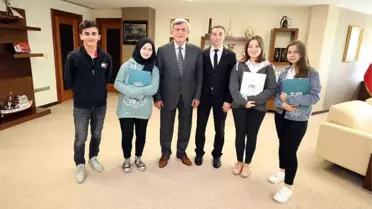 Başkan Karaosmanoğlu: 'Gelecek Genç Bilgelerin Olacak''