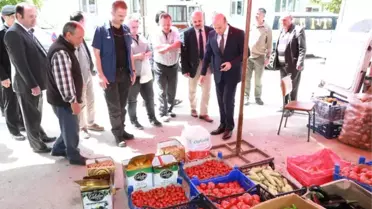Vali Çiftçi, Dereköy'de Evlere Misafir Oldu