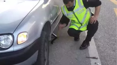 Polis Memurlarından Örnek Davranış