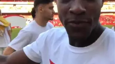 Özil, Welbeck'e 'Zonguldaklıyım' Dedirtti