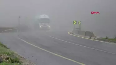 Bolu Dağı'nda Sis Ulaşımı Etkiledi
