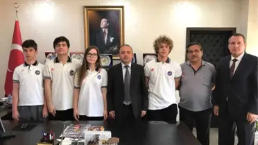 Satrançta Türkiye Üçüncüsü Burhaniye'den