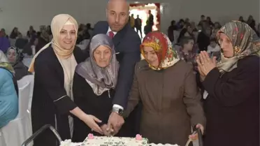 Tekkeköy'de Anneler Unutulmadı