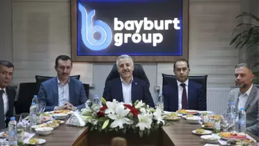 Bakan Arslan, Ankara-Kahramankazan Bölünmüş Yol İnşaatını İnceledi