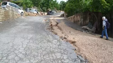 Yeşilli'de Etkili Olan Yağışlar Alt Yapı ve Üst Yapıya Büyük Zarar Verdi