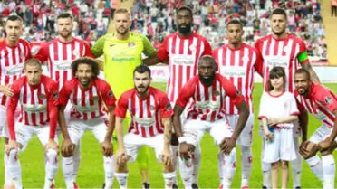 Antalyaspor'da 10 Futbolcunun Sözleşmesi Sona Erecek