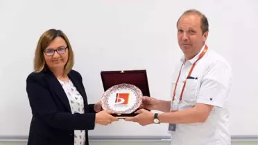 Şeyh Edebali Üniversitesi Uluslararsı Matematik Çalıştay'ına Ev Sahipliği Yaptı