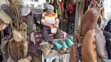 Teke Yöresi Çarığı' Tunahan Ustayla Hayat Buluyor