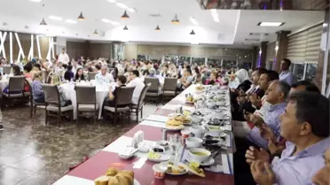 Başkan Karabağ, Balıkesirlilerle Oruç Açtı