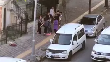 Genç Kızların Saç Saça, Baş Başa Kavgası Kamerada